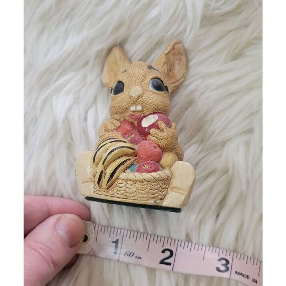 Vintage Rabbit Figurine Bunny England Pepiware Stoneware Easter "Chomper" - Picture 6 of 8